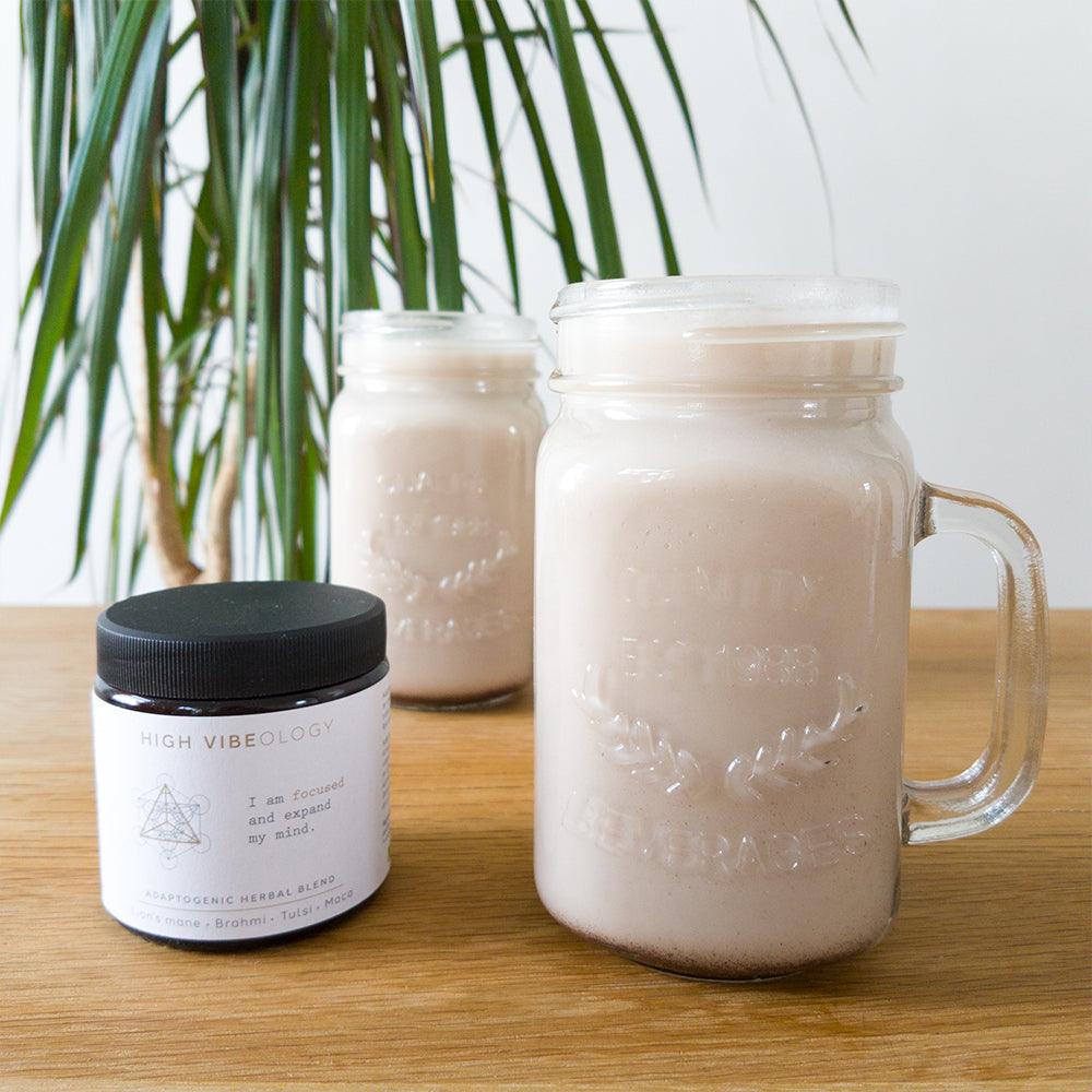 Adaptogene iced latte